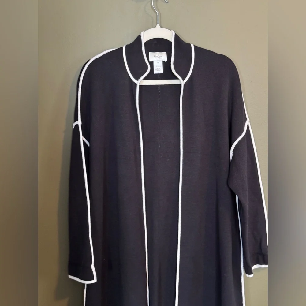 Nieman Marcus Exclusive Cardigan NWOT - Picture 2 of 5